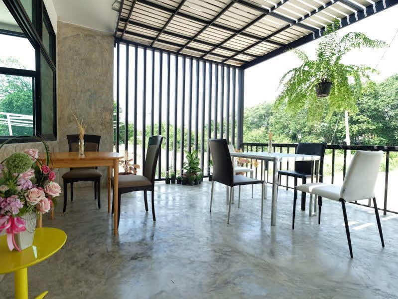 Privacy Residence Lop Buri Eksteriør billede